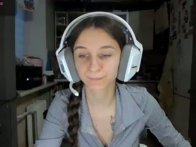 KikNika Adult Chat April 6, 2026