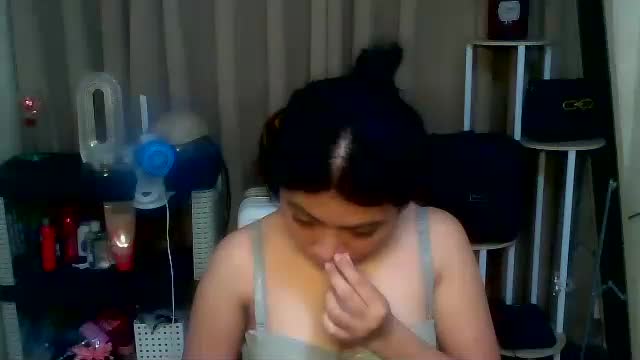 pinay_aangel Adult Chat April 7, 2026