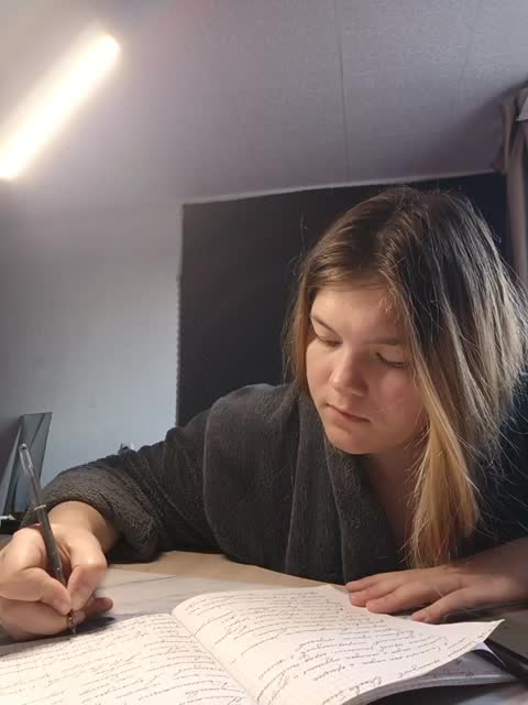 Kakdelaman Adult Chat April 7, 2026