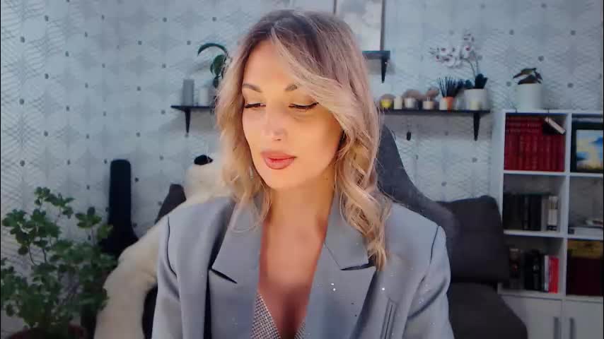 millaxqueen Adult Chat April 7, 2026