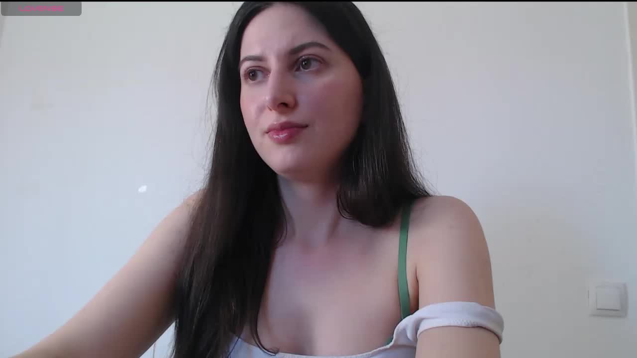 Hot-lina Adult Chat April 6, 2026