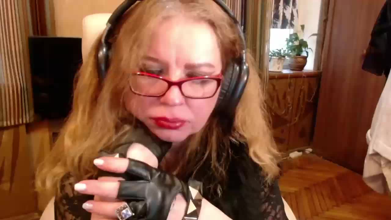 NormaGin Adult Chat April 7, 2026