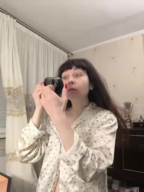 caroliiine Adult Chat April 7, 2026