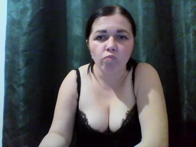 Vitalina272127 Adult Chat April 7, 2026