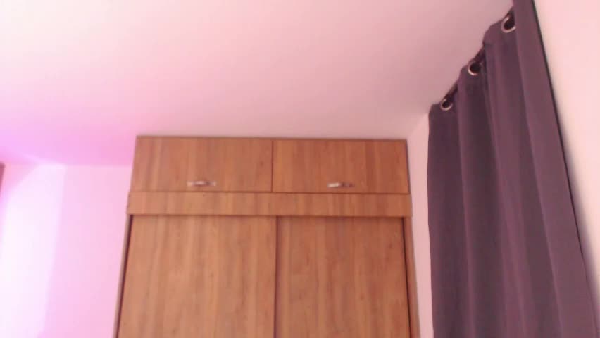 renata_ruiz Adult Chat April 7, 2026