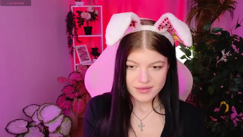 softeach Adult Chat April 7, 2026