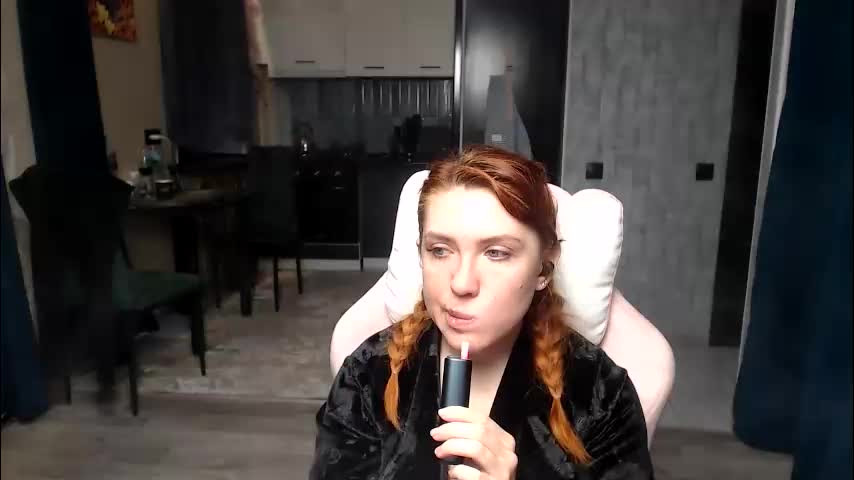 reginasmilee Adult Chat April 7, 2026