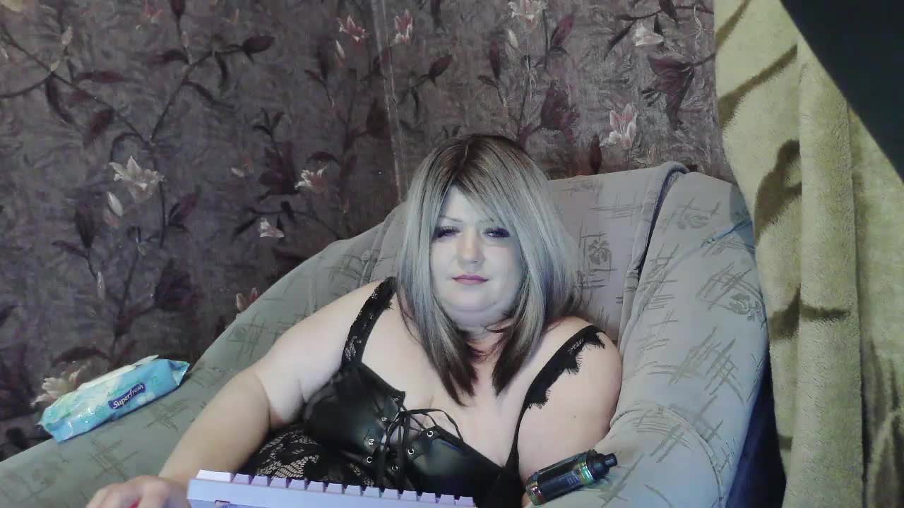 SanLuna Adult Chat April 7, 2026