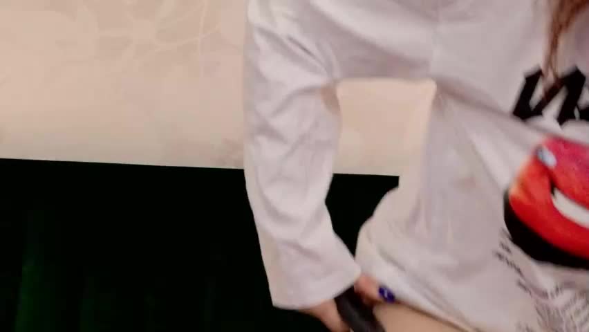 nikaflowers Adult Chat April 7, 2026