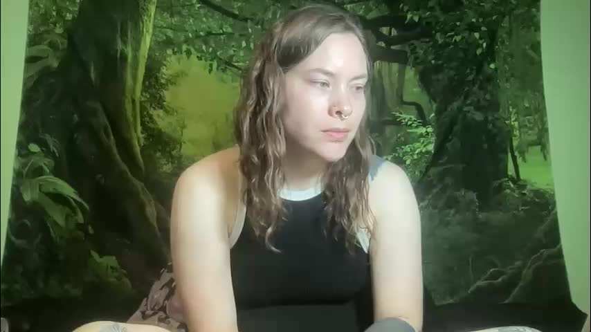 mo0n_goddess Adult Chat April 7, 2026