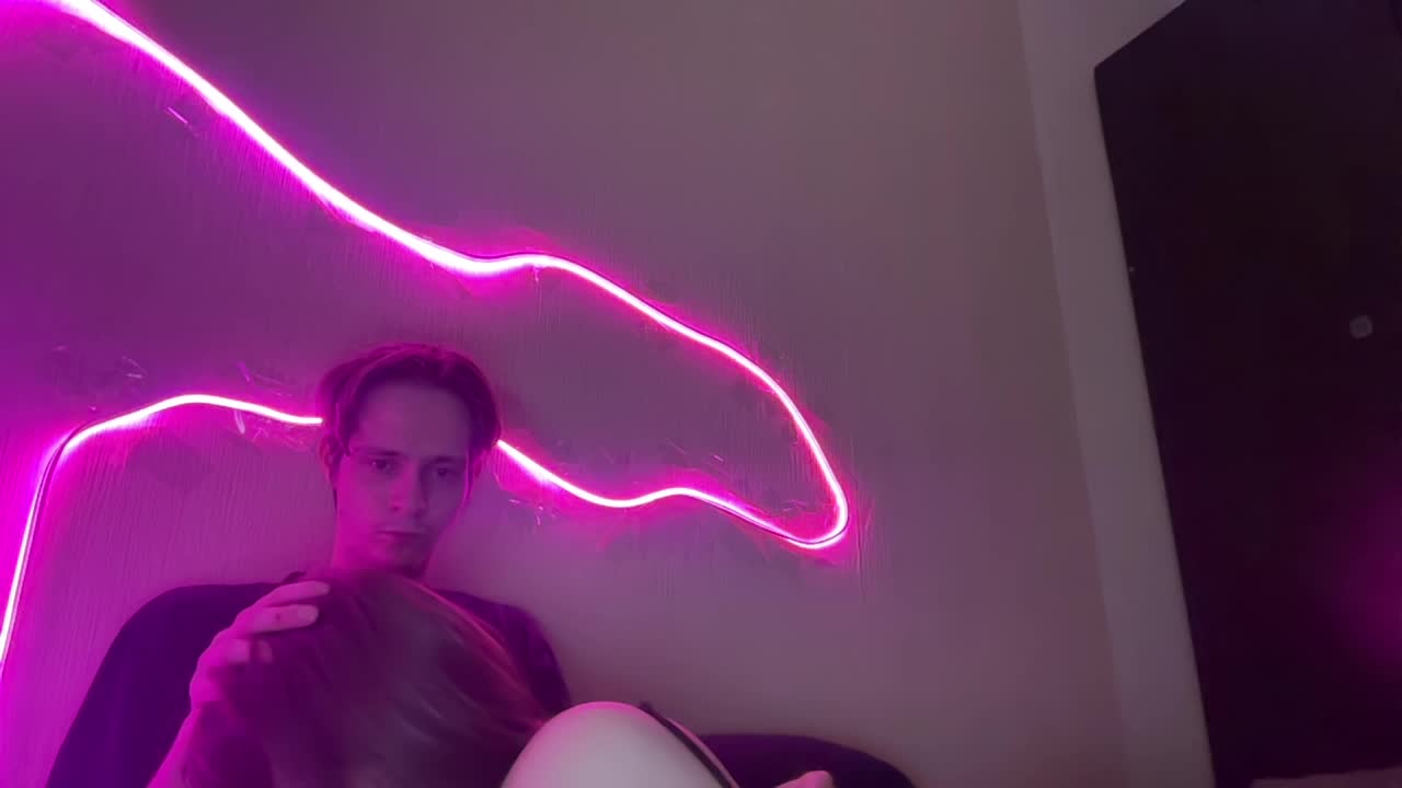 titsDestroy2007 Adult Chat April 7, 2026