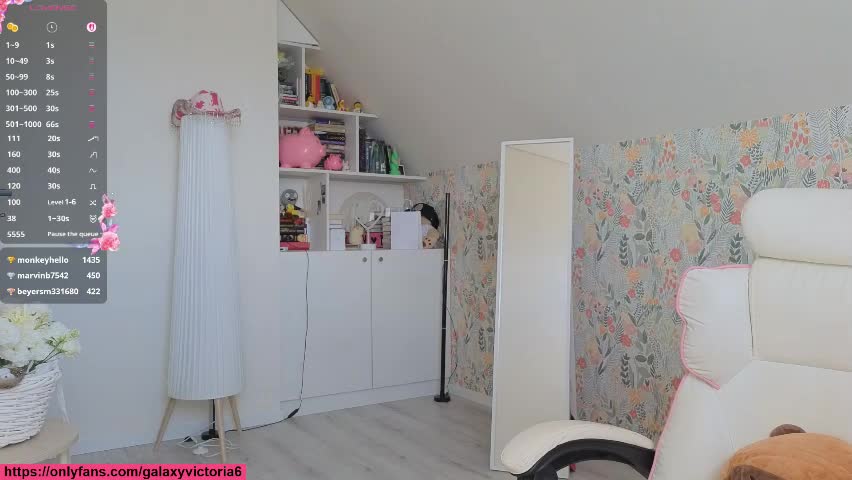 brilliantvictoria Adult Chat April 7, 2026