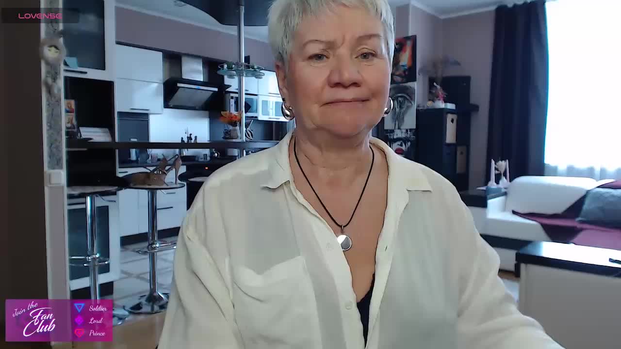 roxana-brooks Adult Chat April 7, 2026