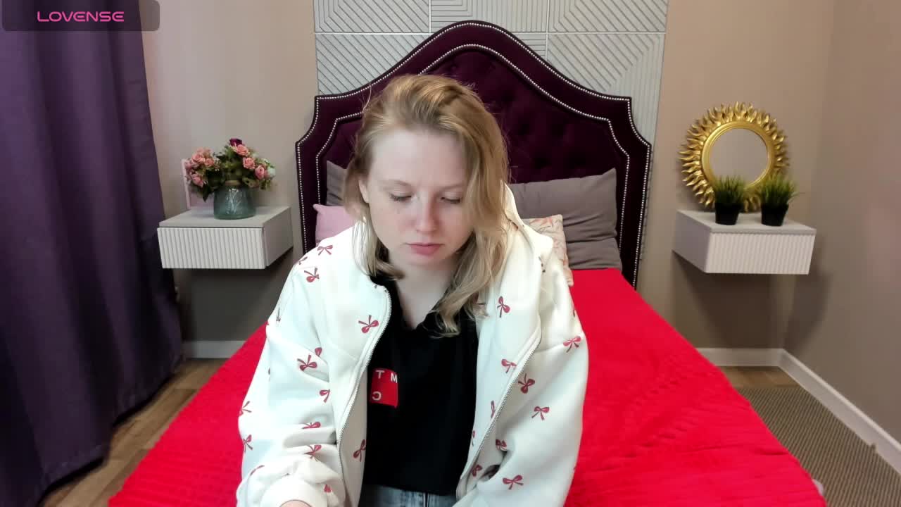 SweetM1la Adult Chat April 7, 2026