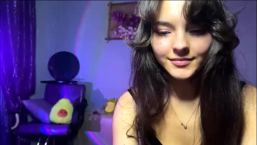 elisabethmikowski Adult Chat April 7, 2026