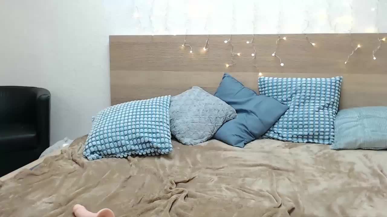 SopheyMoon Adult Chat April 7, 2026