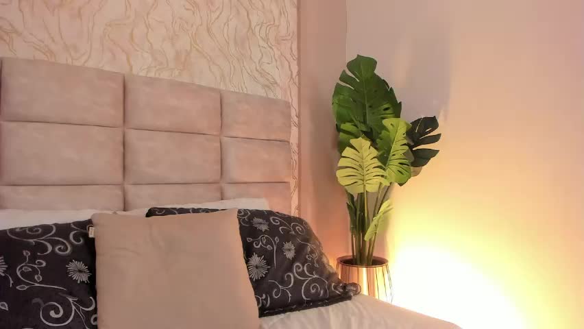 gaia_stonne Adult Chat April 7, 2026