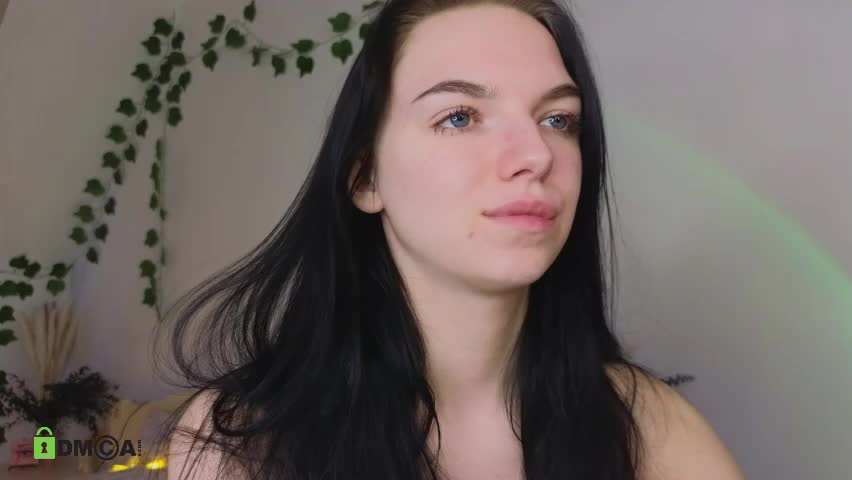 caroline_hey Adult Chat April 7, 2026