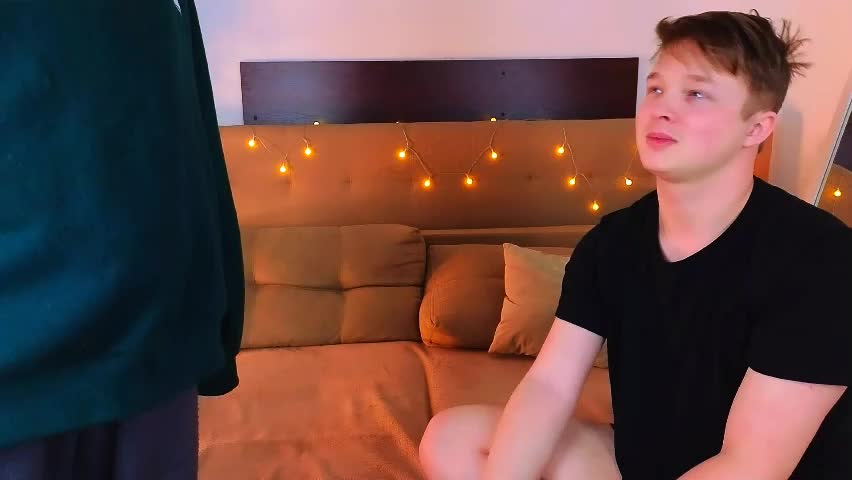 ollistiw Adult Chat April 7, 2026