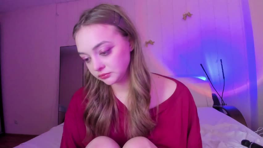 may_fl0wer Adult Chat April 8, 2026