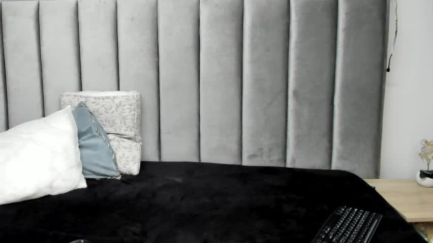 zoeealfonso Adult Chat April 7, 2026