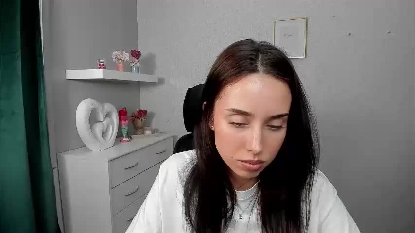 adelesolo Adult Chat April 7, 2026