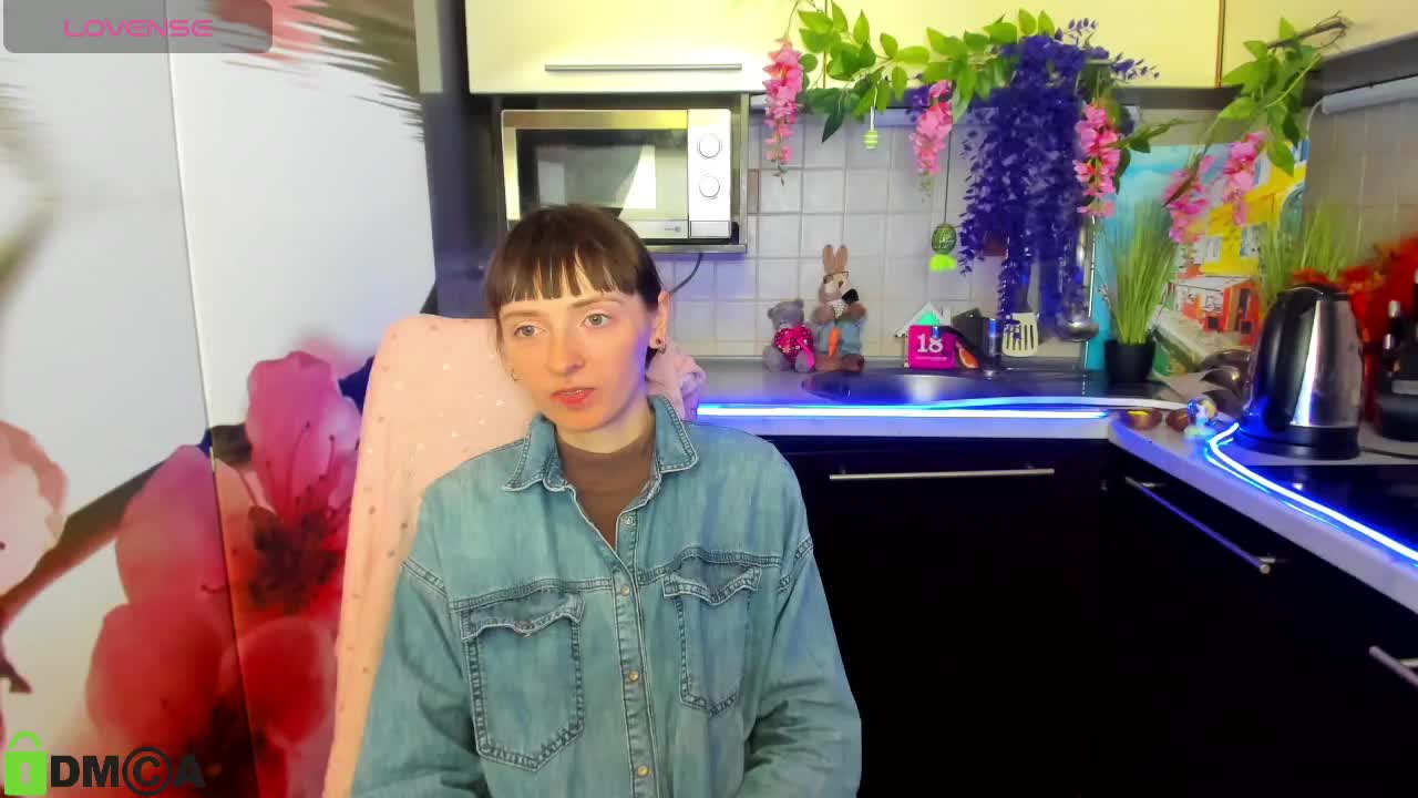 KathelinBrik Adult Chat April 7, 2026