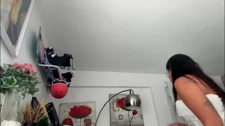 _elena_barra Adult Chat April 7, 2026