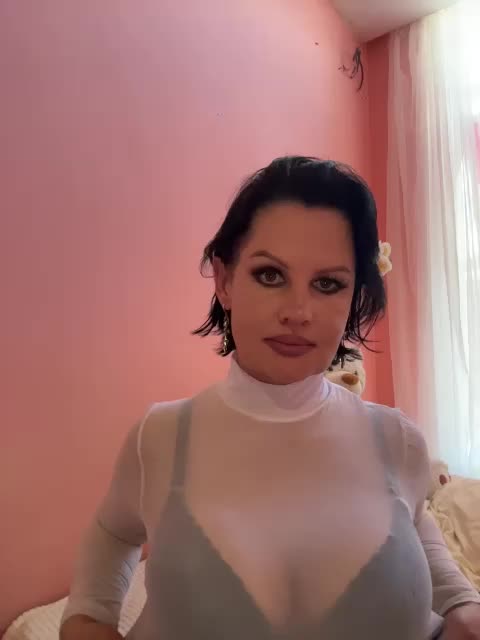 RoyalBreasts Adult Chat April 7, 2026