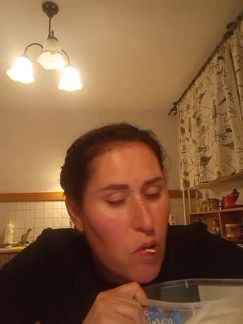 VolshEbnutaya_001 Adult Chat April 8, 2026