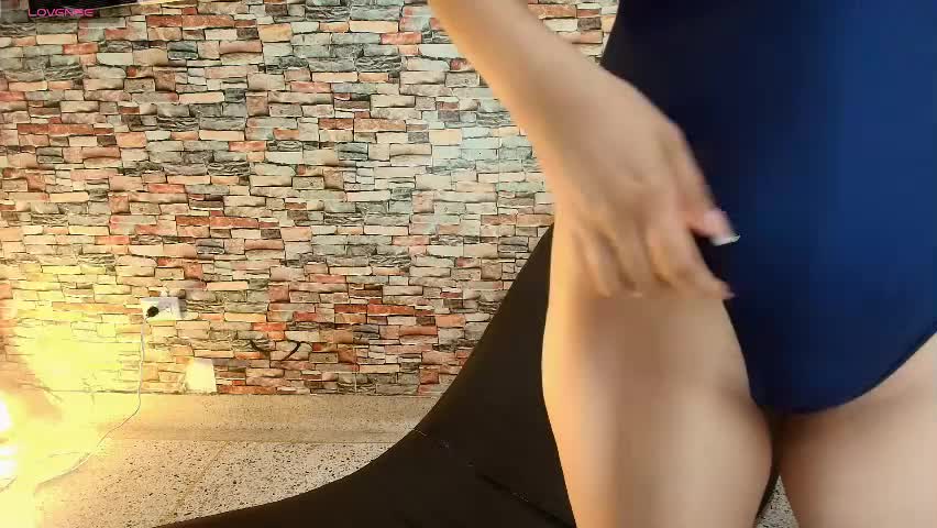 karla_latin_ Adult Chat April 7, 2026