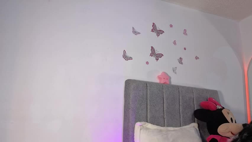 _jazmiin Adult Chat April 7, 2026