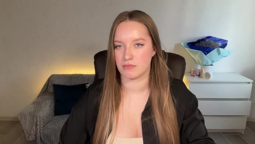 evajuly Adult Chat April 7, 2026