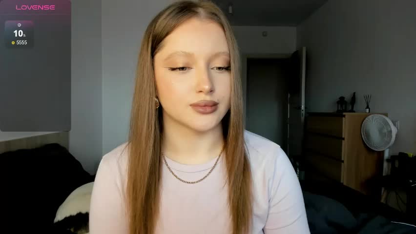 ju_lii Adult Chat April 7, 2026