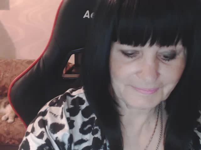 KatarinaGloss Adult Chat April 7, 2026