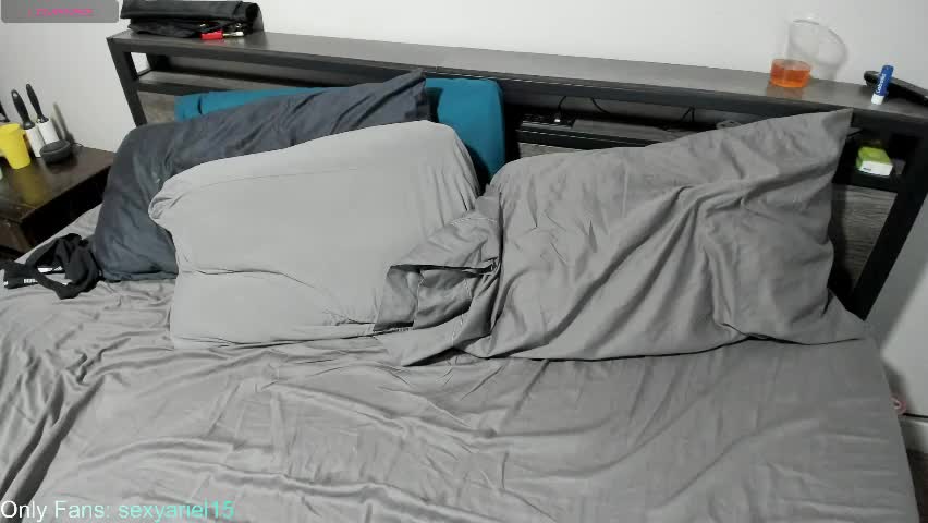 sexyariel15 Adult Chat April 8, 2026