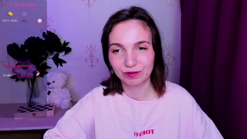 kindhazelhere_ Adult Chat April 7, 2026