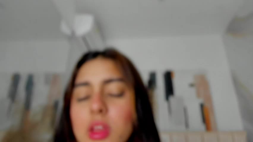 natalia_aguirre_2026-04-07_18-05-07_993 Adult Chat April 7, 2026