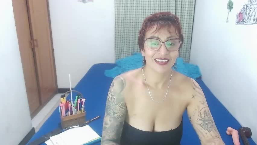charlotte_gray_1 Adult Chat April 8, 2026