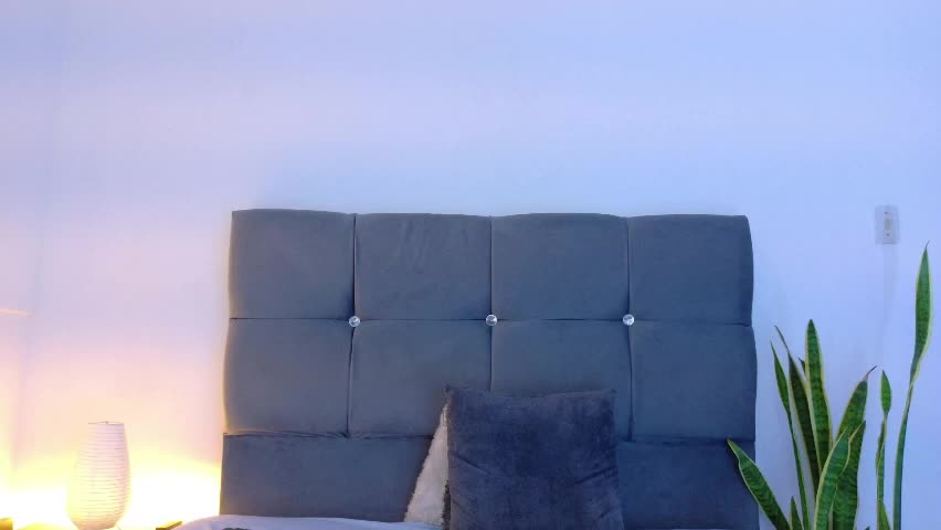 miamackleyn_ Adult Chat April 8, 2026