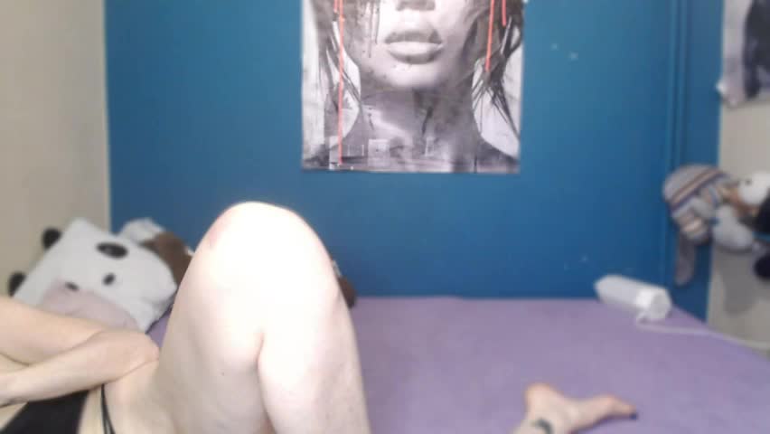 nadinnnea Adult Chat April 8, 2026