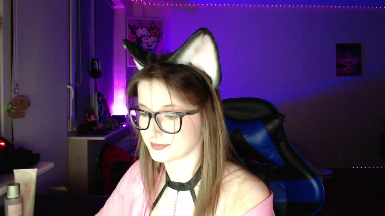 Cherry-Luna Adult Chat April 8, 2026
