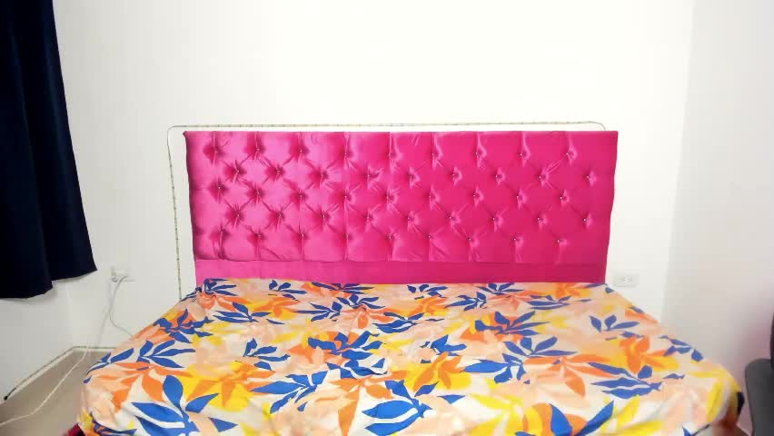 val_andbry Adult Chat April 8, 2026