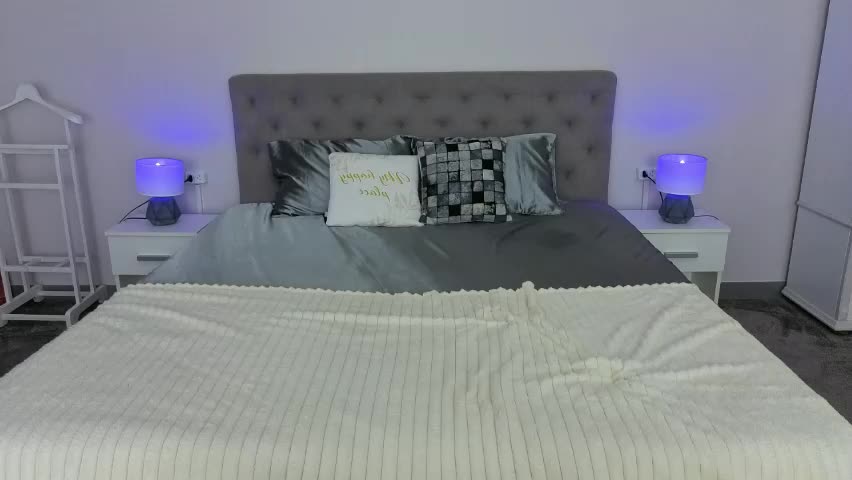 isabelledior Adult Chat April 8, 2026