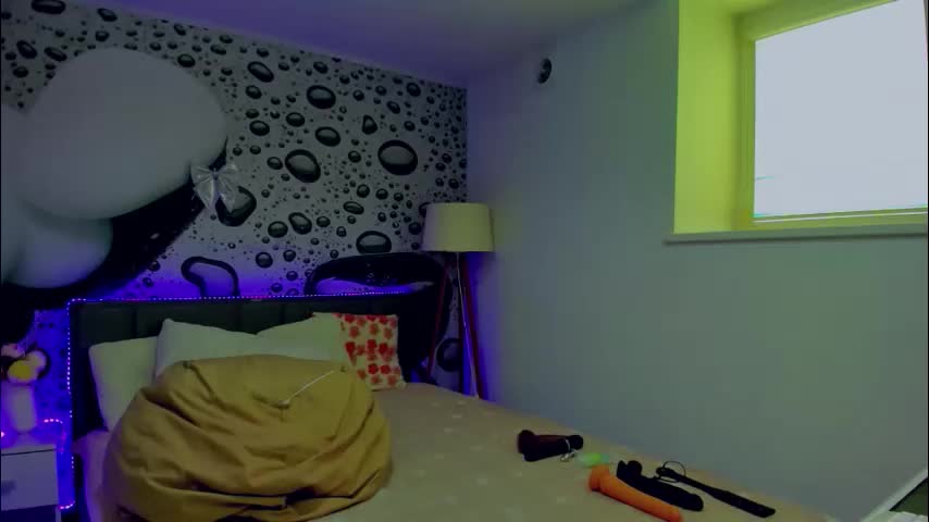 almafancy Adult Chat April 8, 2026