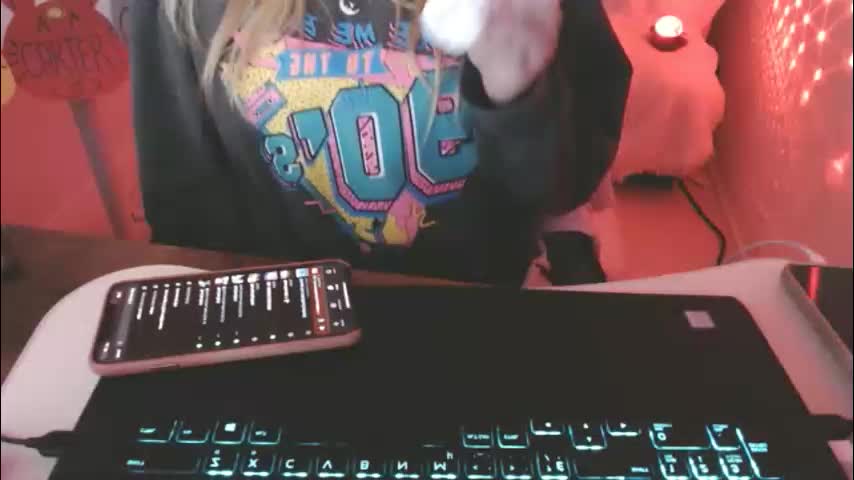 kymchi Adult Chat April 8, 2026