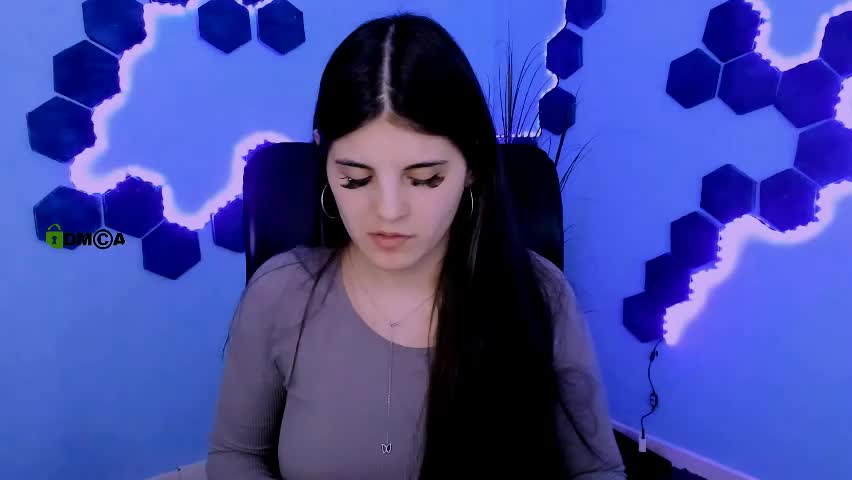 lizzie_boom Adult Chat April 8, 2026