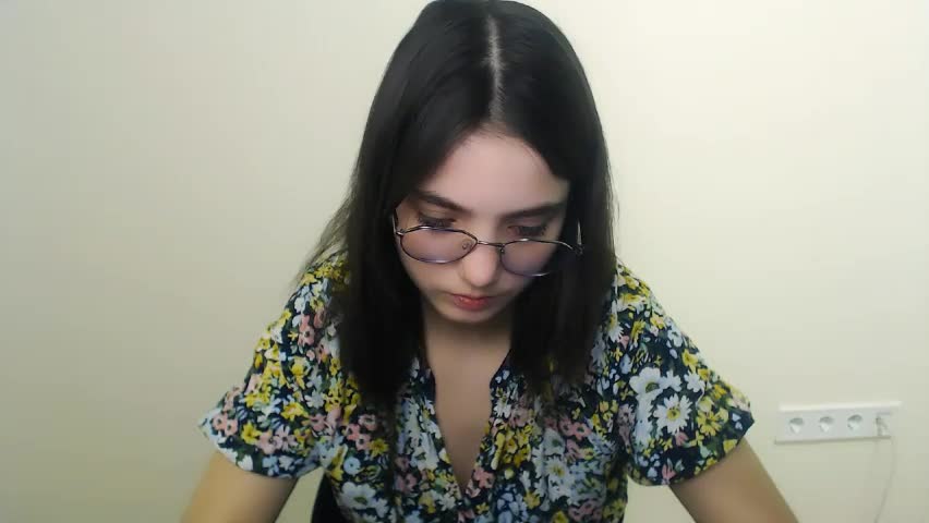 azumi_chan_ Adult Chat April 8, 2026