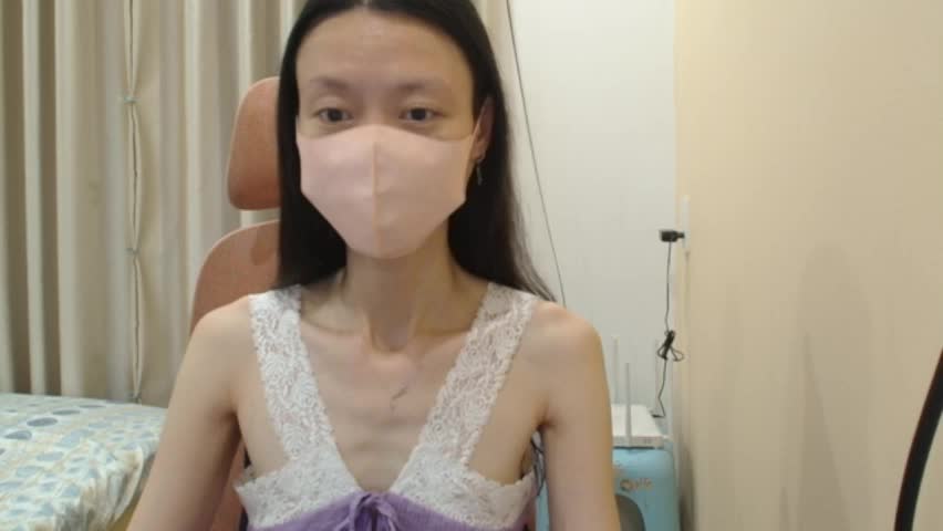 miahchan68 Adult Chat April 8, 2026