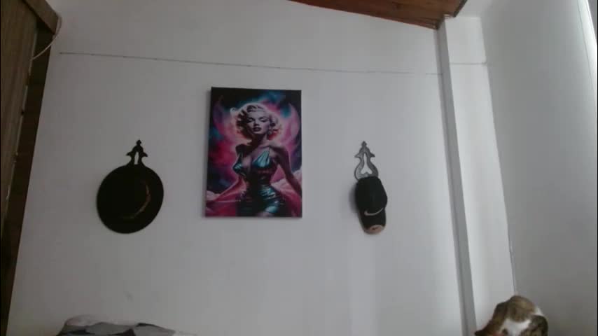 crystal_starx Adult Chat April 8, 2026